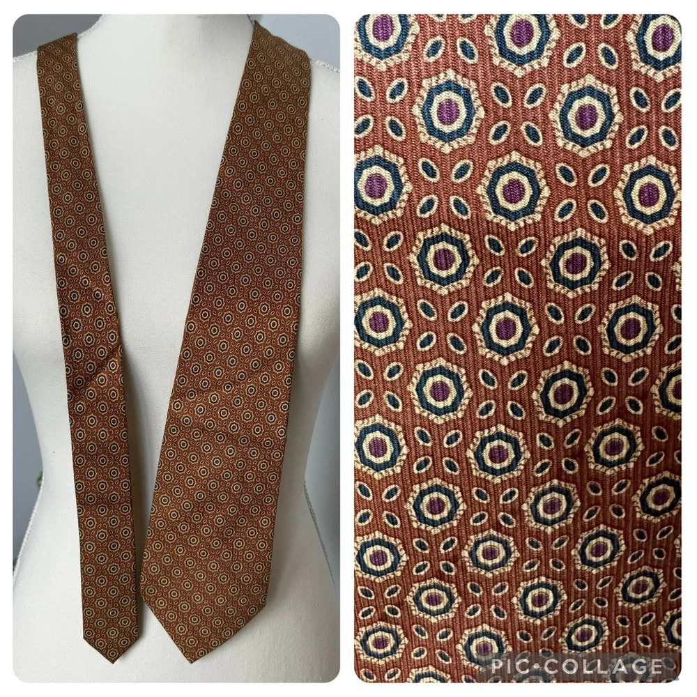 Tad Lapidus Paris Boutique Men’s Silk Tie Tan Black Geometric Classic Design‎